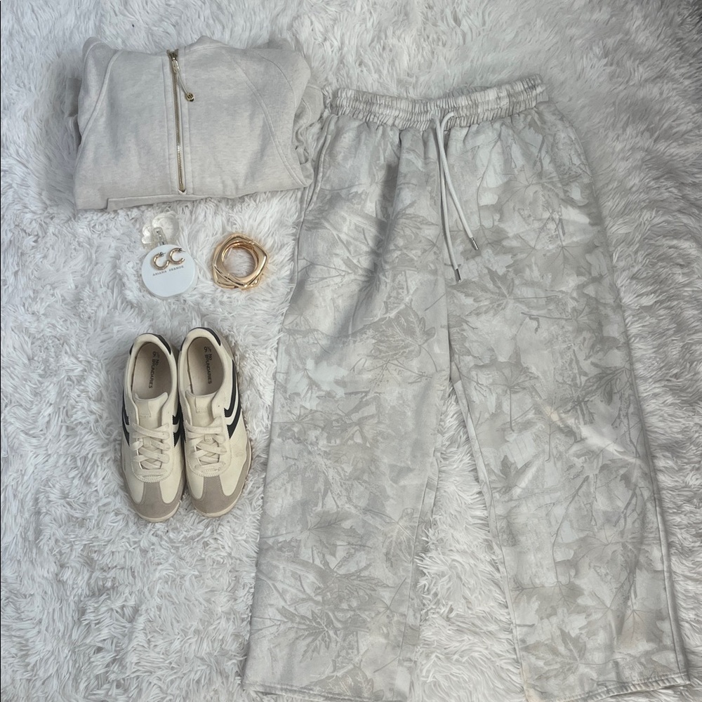 Amazon Cream & Beige Womens Drawstring Wide-Leg Sweatpants